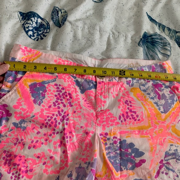 EUC Lilly Pulitzer The Buttercup Shorts size 10 - Picture 5 of 5